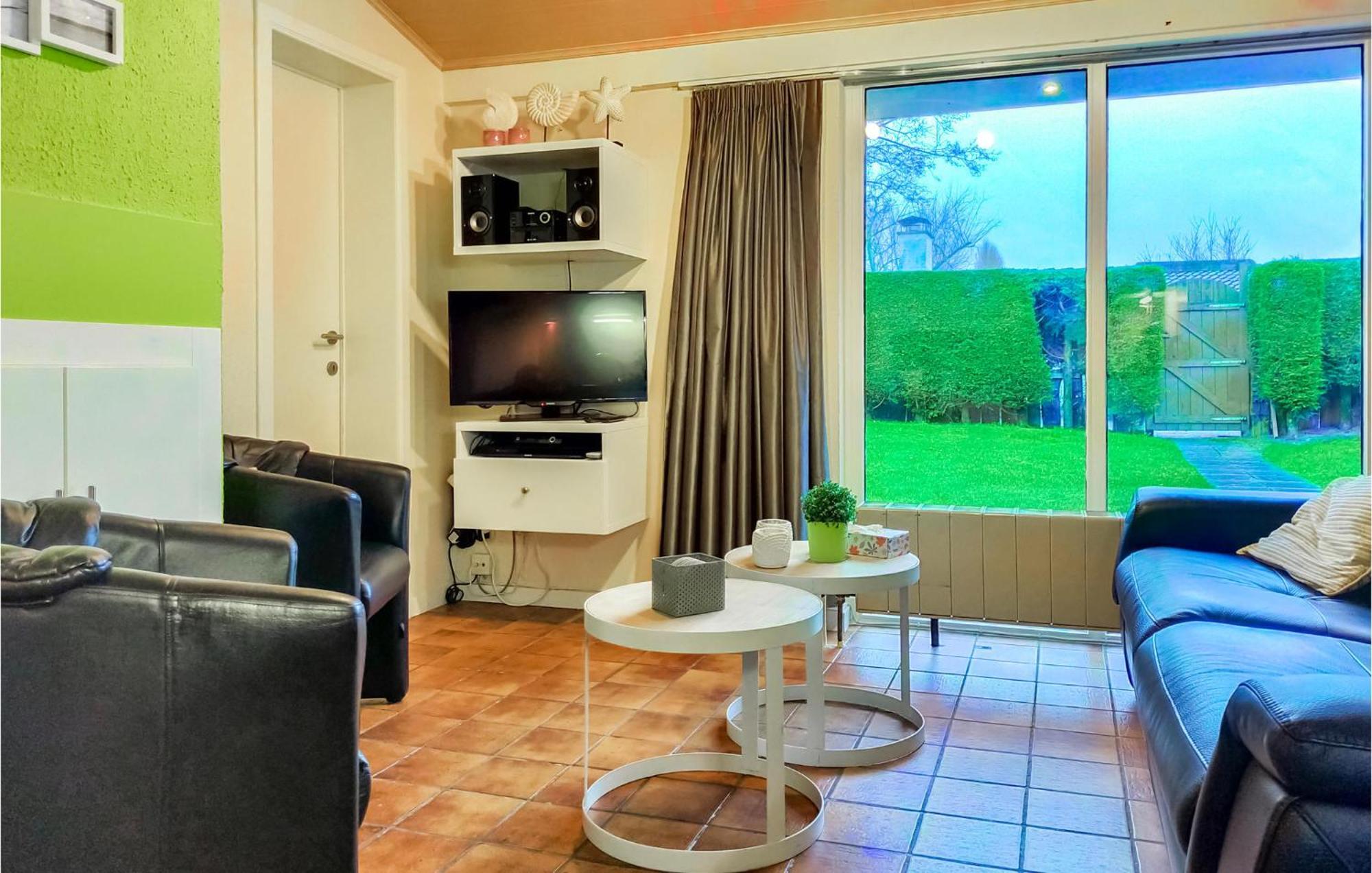 3 Bedroom Awesome Home In オーストダインケルケ エクステリア 写真